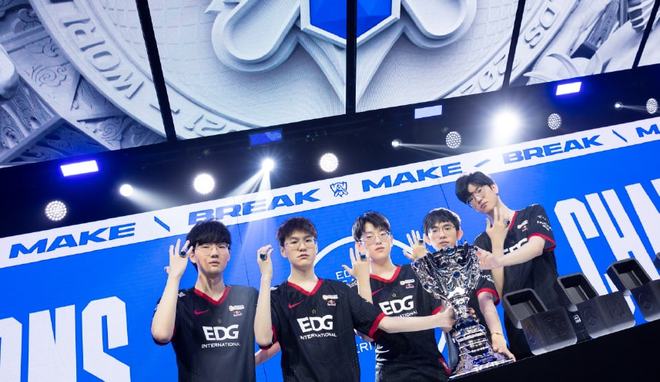 的比赛中 的比赛中